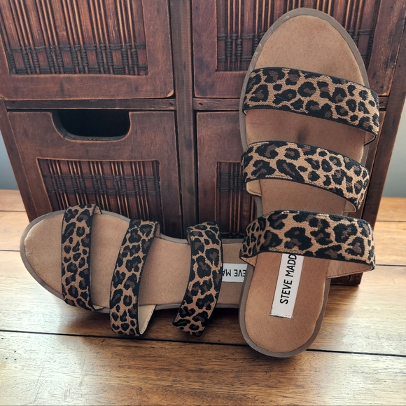 Steve Madden Animal Print Sandals - Picture 2 of 3
